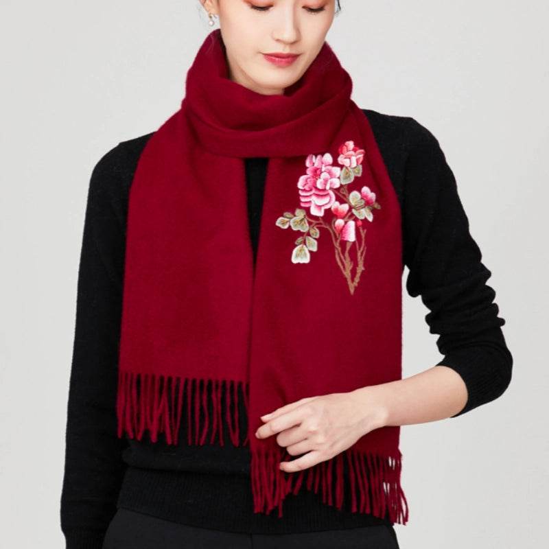 Handcrafted Su Embroidery Cashmere Scarf Warm Winter 200x70cm - Image 2