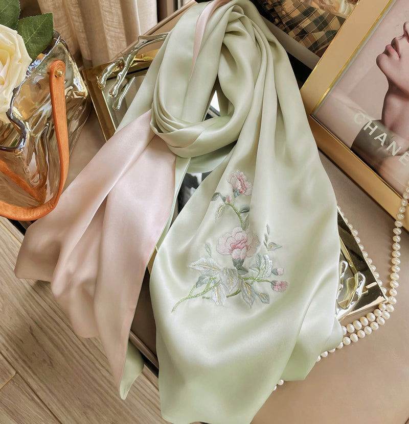 Handcrafted Suzhou Embroidery 100% Mulberry Silk Scarf 155x35cm - Image 4