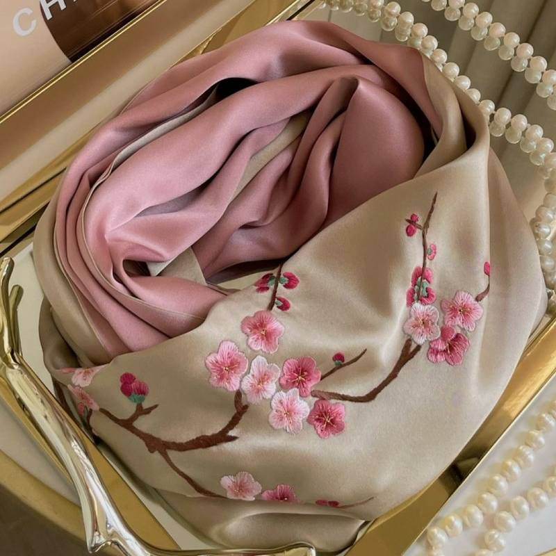 Handmade Suzhou Embroidery 16 Momme Silk Scarf 155x35cm - Image 3