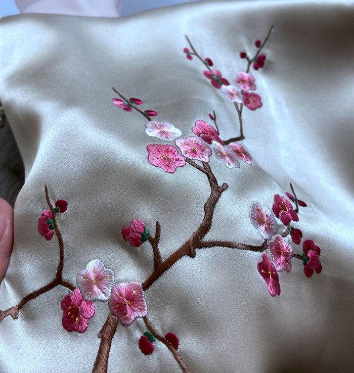 Handmade Su Embroidery 16 Momme Silk Scarf 155x35cm - Image 10