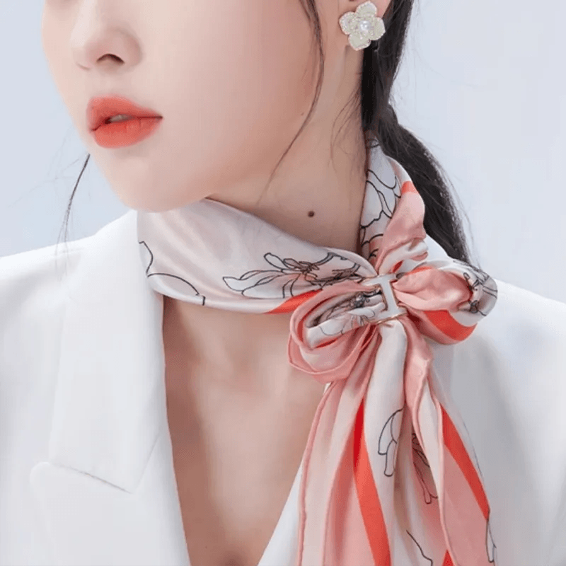 Mulberry Silk 16 Momme Square Scarf Magnolia Blossom Design 68 x 68 Cm - Image 2